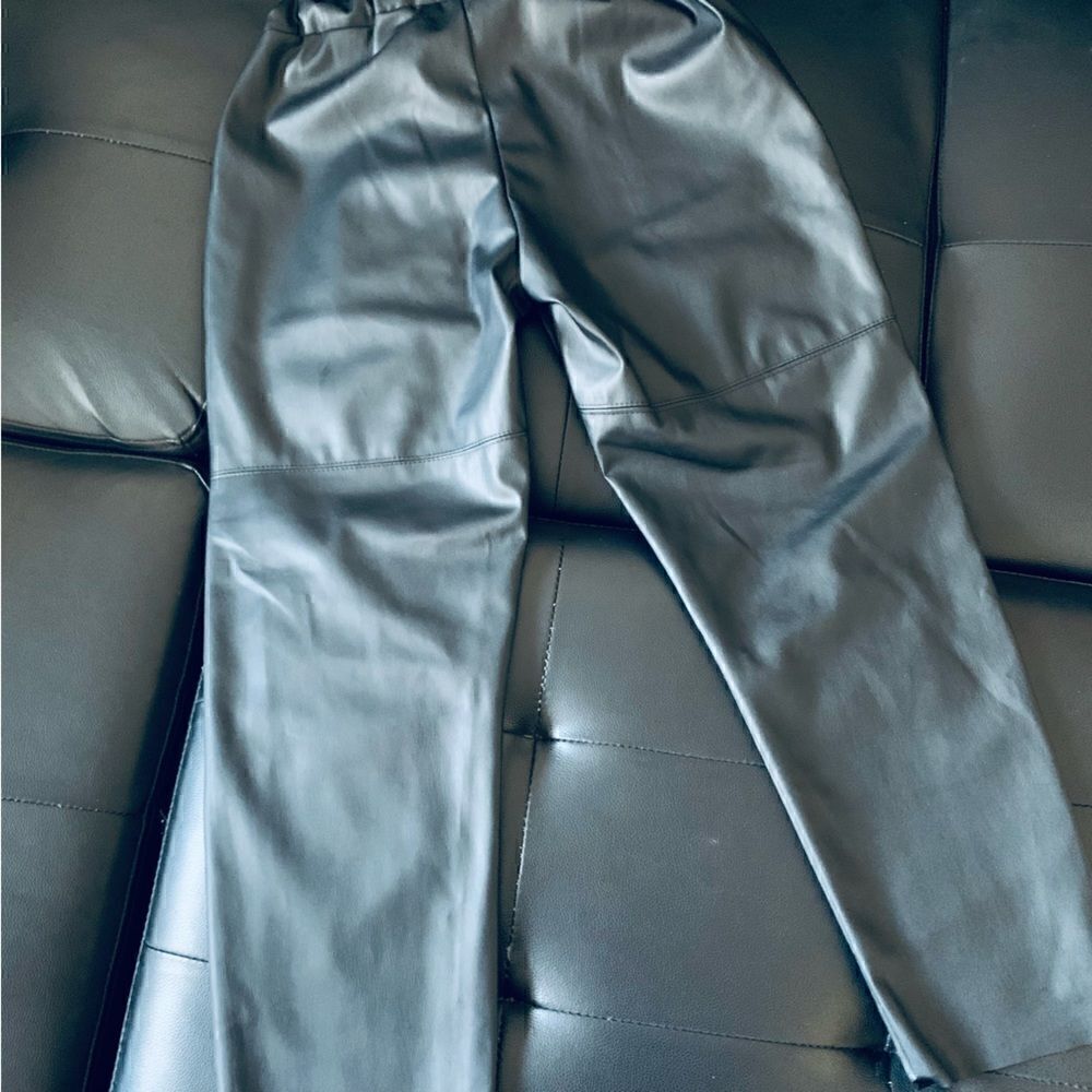 BLACK FAUX LEATHER PANTS - Picture 6 of 9